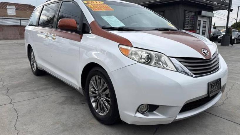 TOYOTA SIENNA 2011 5TDYK3DC1BS150542 image