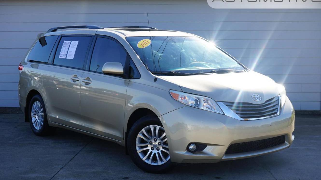 TOYOTA SIENNA 2011 5TDYK3DC3BS029754 image