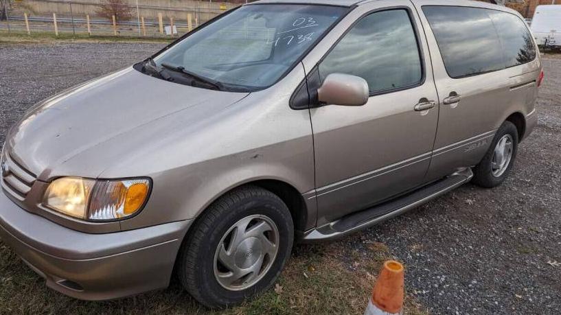 TOYOTA SIENNA 2003 4T3ZF13C33U534157 image