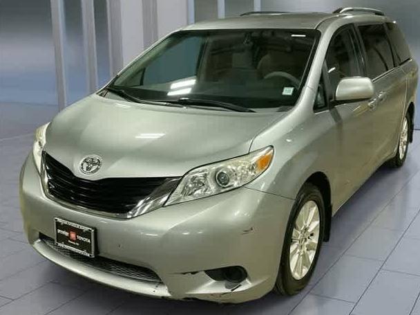 TOYOTA SIENNA 2013 5TDJK3DC5DS056152 image