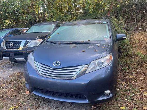 TOYOTA SIENNA 2013 5TDDK3DC0DS064785 image TOYOTA SIENNA 2013 5TDDK3DC0DS064785 image