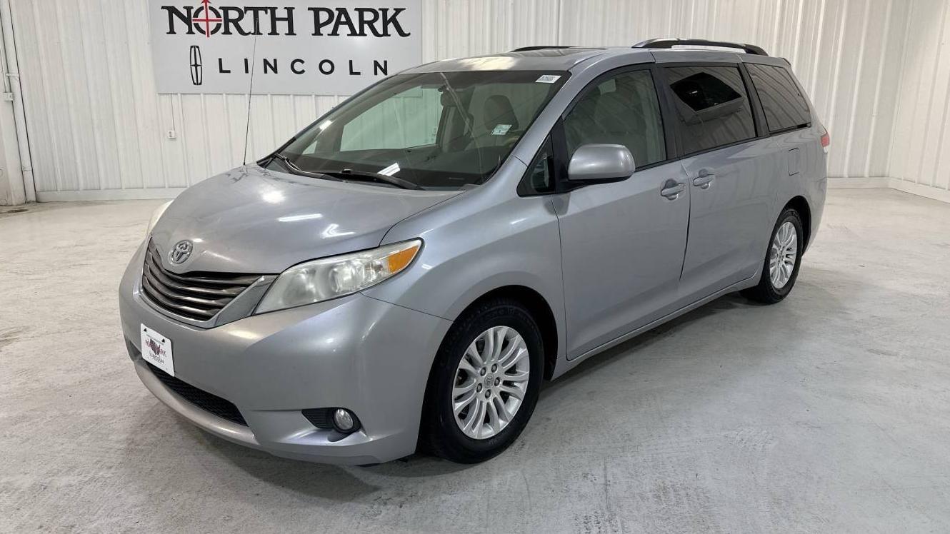 TOYOTA SIENNA 2013 5TDYK3DC5DS392222 image