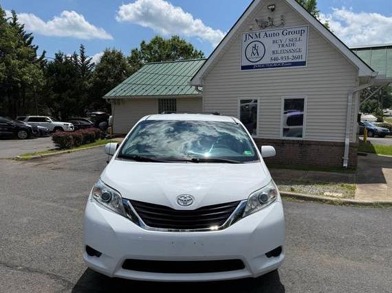 TOYOTA SIENNA 2013 5TDJK3DC0DS054745 image