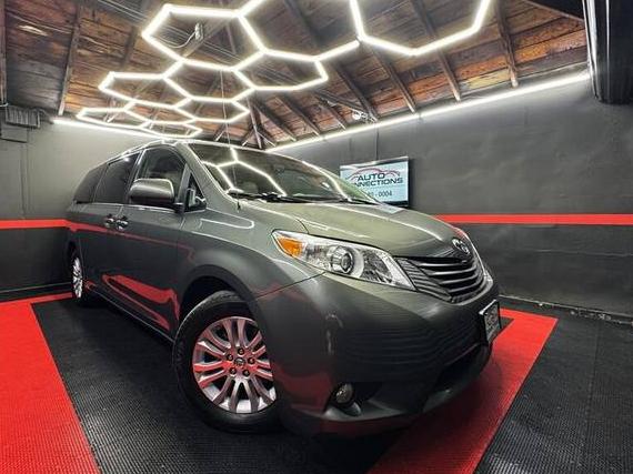 TOYOTA SIENNA 2013 5TDYK3DC5DS341108 image TOYOTA SIENNA 2013 5TDYK3DC5DS341108 image