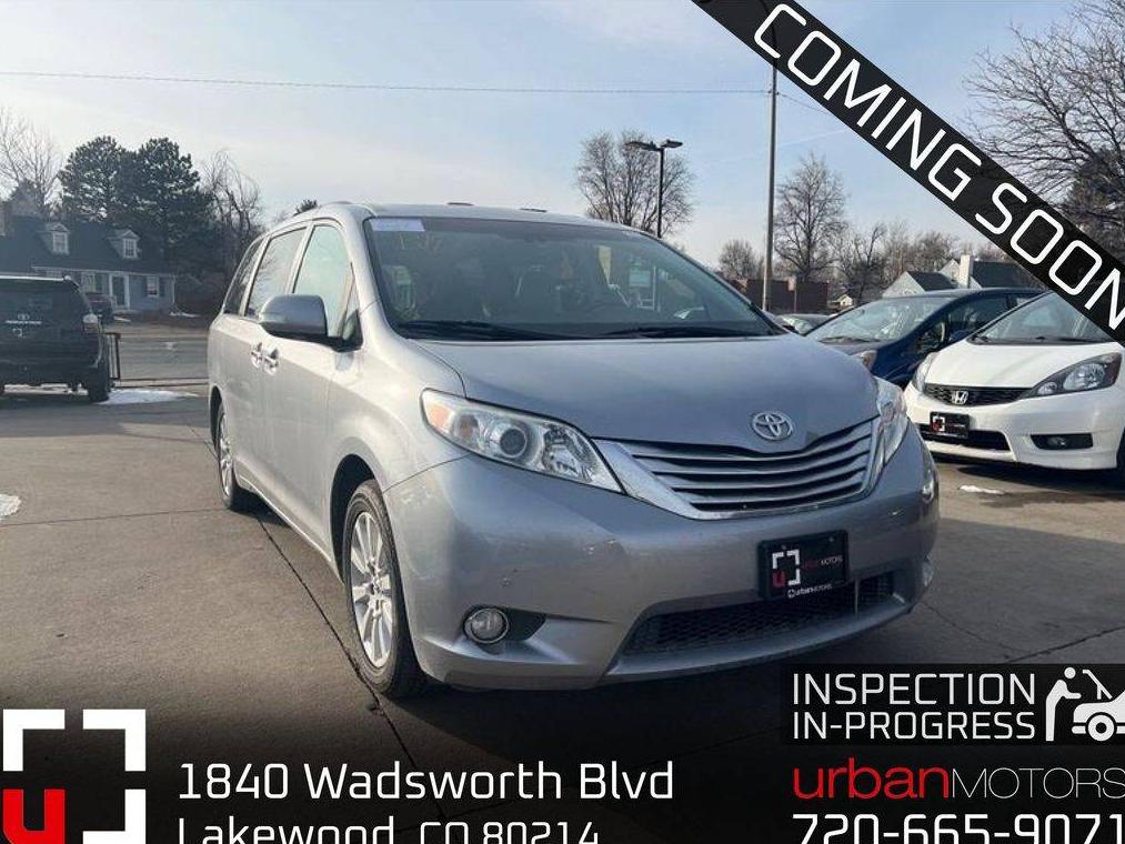 TOYOTA SIENNA 2013 5TDDK3DC6DS051068 image