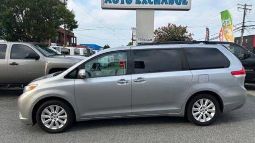 TOYOTA SIENNA 2013 5TDDK3DC2DS058499 image