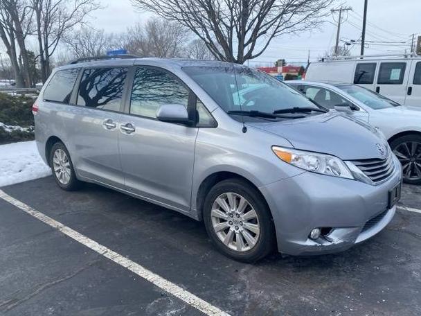 TOYOTA SIENNA 2013 5TDDK3DCXDS050604 image