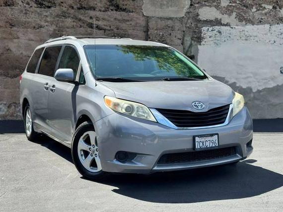 TOYOTA SIENNA 2013 5TDKK3DC7DS401203 image