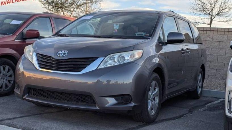 TOYOTA SIENNA 2013 5TDKK3DC2DS404607 image