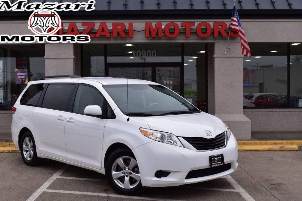 TOYOTA SIENNA 2013 5TDKK3DC5DS309068 image