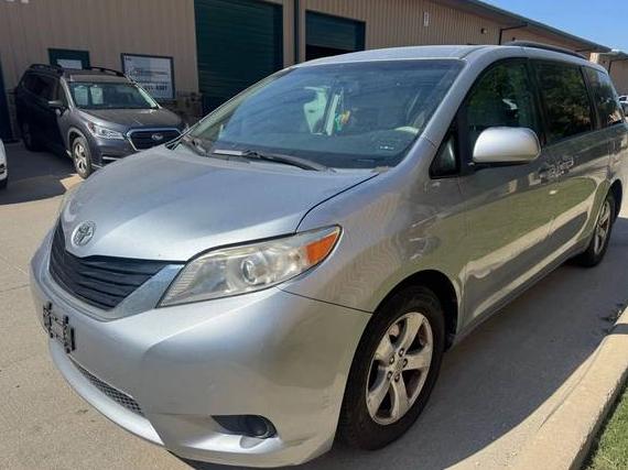 TOYOTA SIENNA 2013 5TDKK3DC8DS316824 image TOYOTA SIENNA 2013 5TDKK3DC8DS316824 image