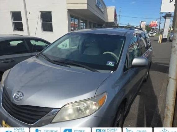 TOYOTA SIENNA 2013 5TDKK3DC8DS346602 image