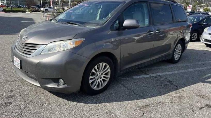 TOYOTA SIENNA 2013 5TDYK3DC3DS340569 image