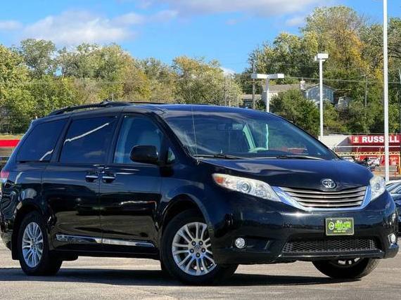 TOYOTA SIENNA 2013 5TDYK3DC2DS286245 image TOYOTA SIENNA 2013 5TDYK3DC2DS286245 image