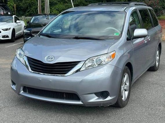 TOYOTA SIENNA 2013 5TDKK3DC6DS295861 image