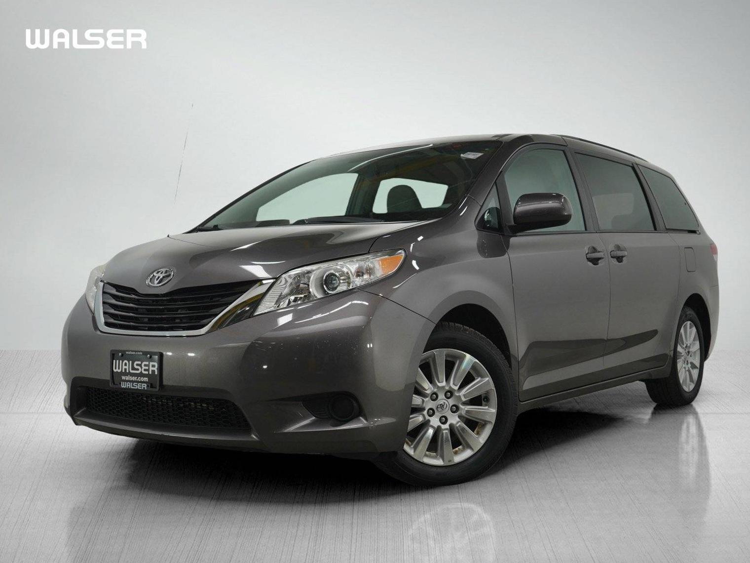 TOYOTA SIENNA 2013 5TDJK3DC8DS070773 image