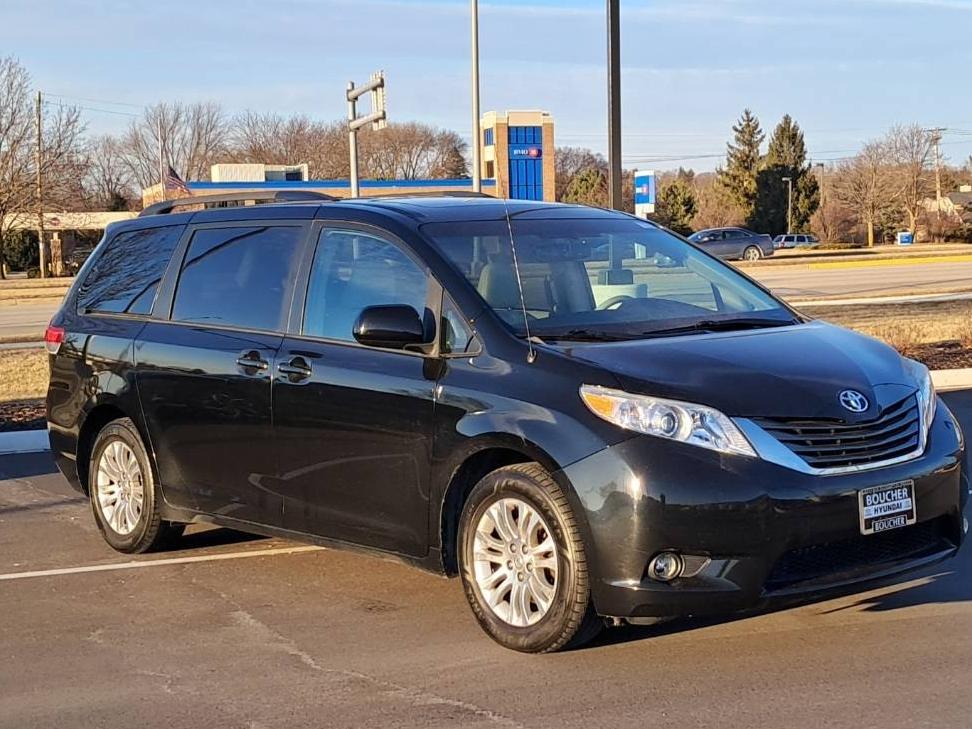 TOYOTA SIENNA 2013 5TDYK3DC7DS385045 image