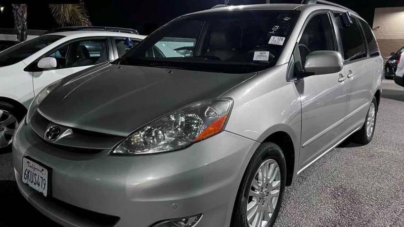 TOYOTA SIENNA 2010 5TDYK4CC5AS331391 image