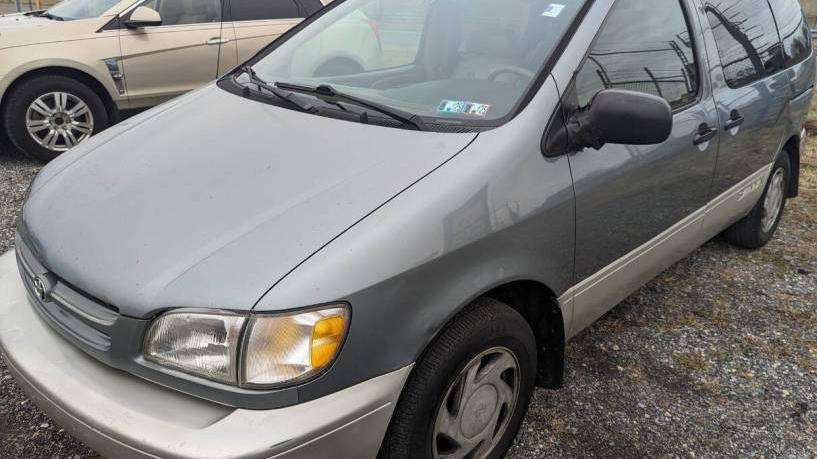 TOYOTA SIENNA 2000 4T3ZF13C5YU294150 image