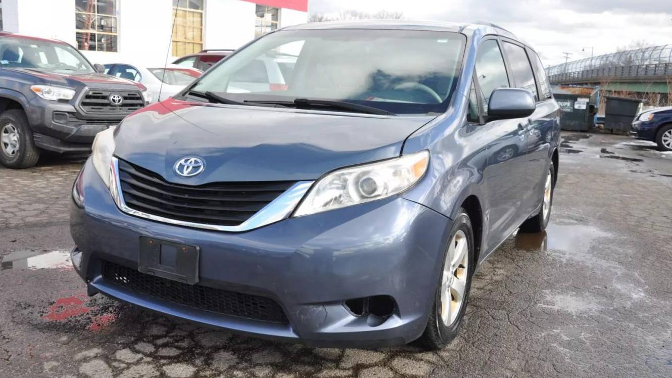 TOYOTA SIENNA 2014 5TDKK3DC0ES431175 image