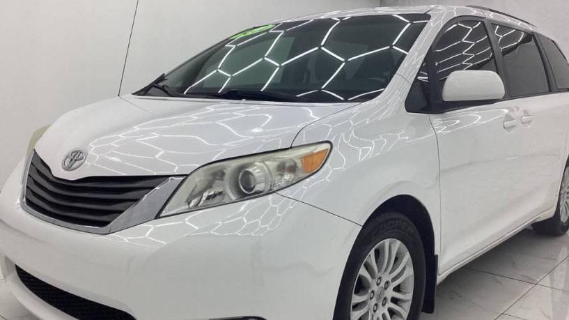 TOYOTA SIENNA 2014 5TDYK3DC5ES437550 image