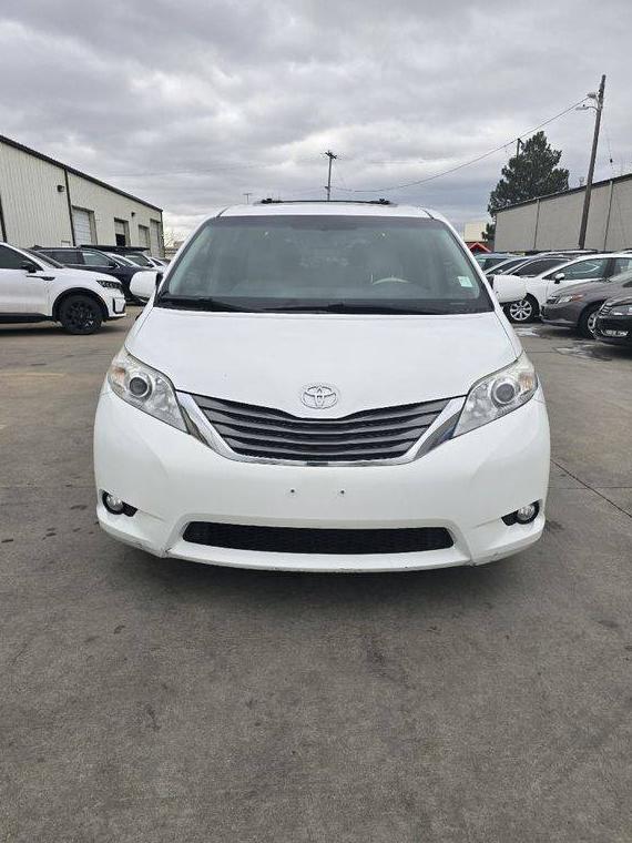 TOYOTA SIENNA 2014 5TDDK3DC2ES082528 image