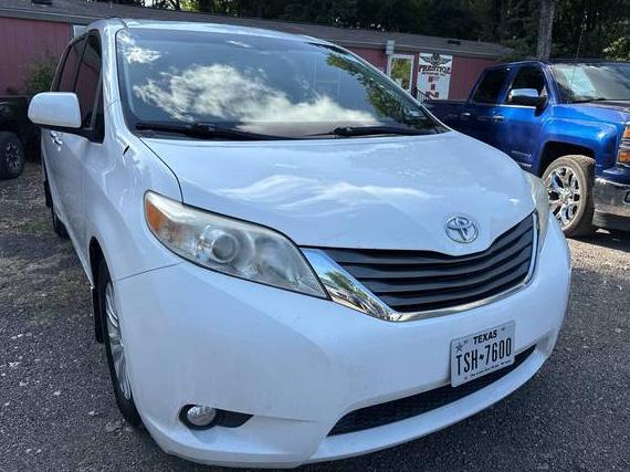TOYOTA SIENNA 2014 5TDYK3DC4ES501626 image