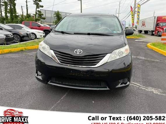 TOYOTA SIENNA 2014 5TDKK3DC3ES414578 image