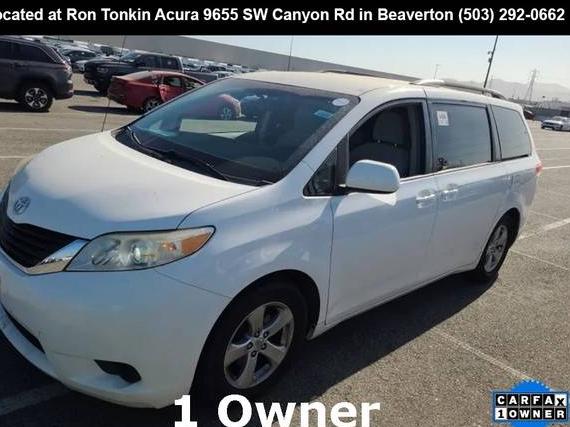 TOYOTA SIENNA 2014 5TDKK3DC7ES431710 image