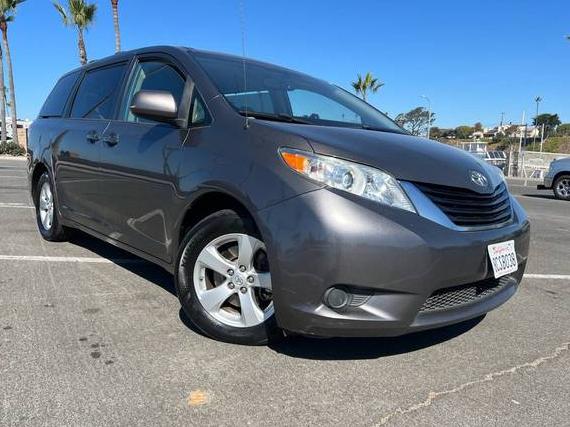 TOYOTA SIENNA 2014 5TDKK3DC4ES441627 image