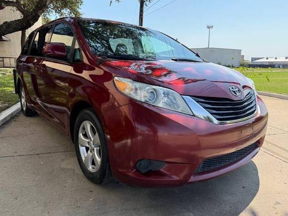 TOYOTA SIENNA 2014 5TDKK3DC2ES458183 image TOYOTA SIENNA 2014 5TDKK3DC2ES458183 image