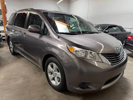 TOYOTA SIENNA 2014 5TDKK3DC7ES457983 image TOYOTA SIENNA 2014 5TDKK3DC7ES457983 image