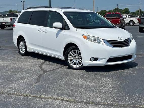 TOYOTA SIENNA 2014 5TDYK3DC2ES474295 image