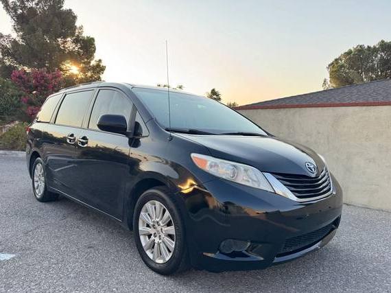 TOYOTA SIENNA 2014 5TDJK3DC3ES071458 image TOYOTA SIENNA 2014 5TDJK3DC3ES071458 image