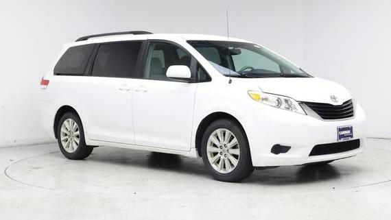 TOYOTA SIENNA 2014 5TDJK3DC7ES071477 image