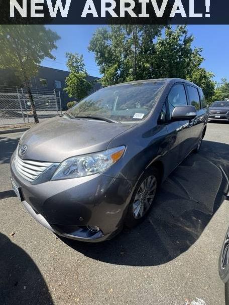 TOYOTA SIENNA 2014 5TDDK3DC3ES073336 image