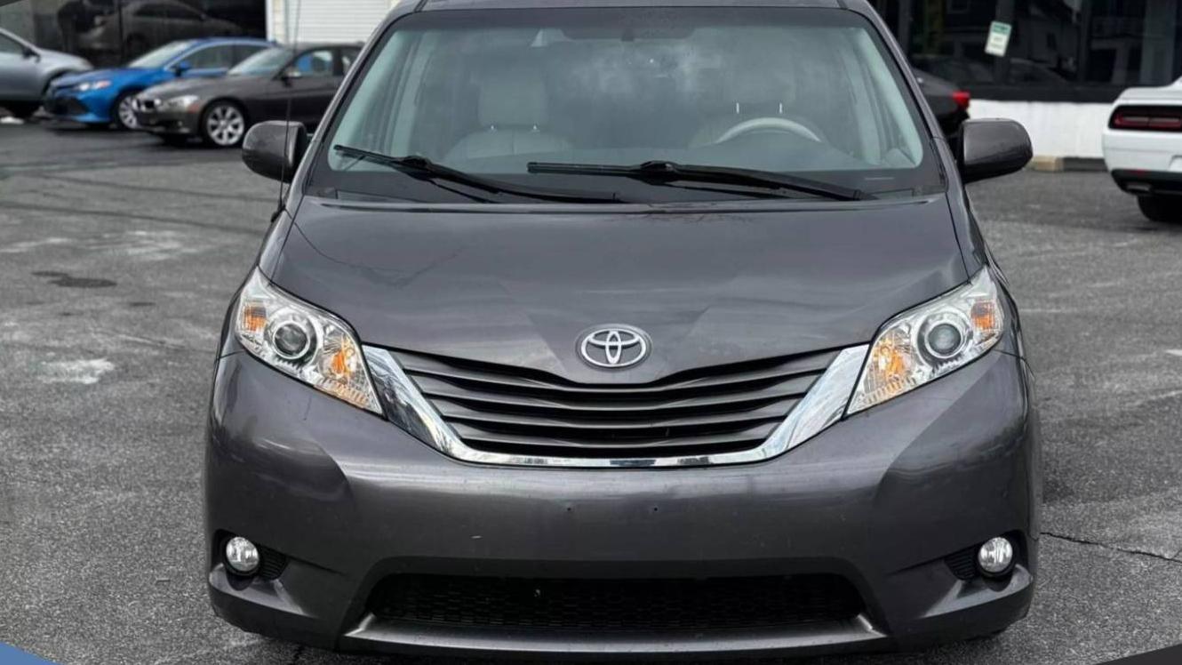 TOYOTA SIENNA 2014 5TDDK3DC0ES083015 image