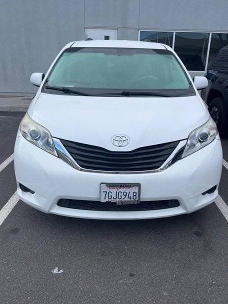 TOYOTA SIENNA 2014 5TDKK3DC3ES504247 image