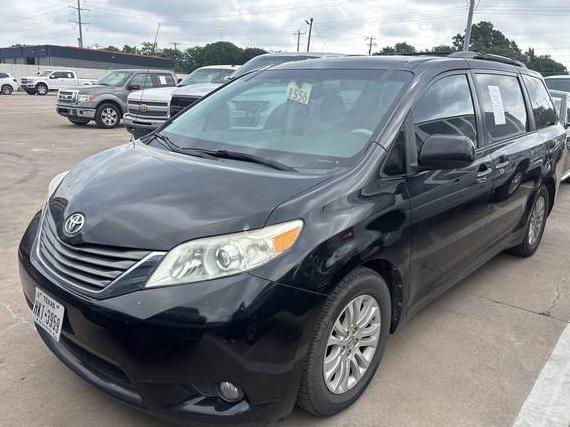 TOYOTA SIENNA 2014 5TDYK3DCXES439441 image