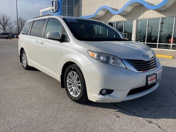 TOYOTA SIENNA 2015 5TDYK3DC8FS671571 image