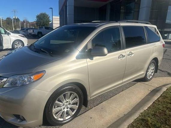 TOYOTA SIENNA 2015 5TDDK3DC9FS114649 image TOYOTA SIENNA 2015 5TDDK3DC9FS114649 image