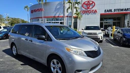 TOYOTA SIENNA 2015 5TDZK3DC4FS640001 image