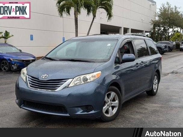 TOYOTA SIENNA 2015 5TDKK3DC4FS660993 image