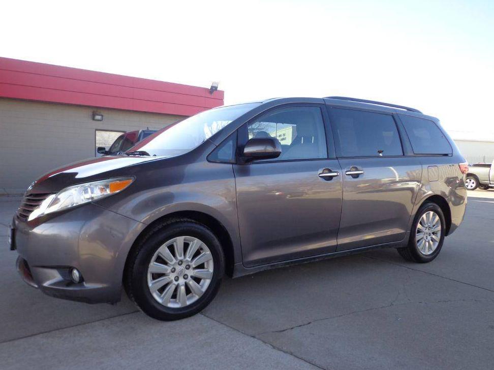 TOYOTA SIENNA 2015 5TDDK3DC5FS102692 image