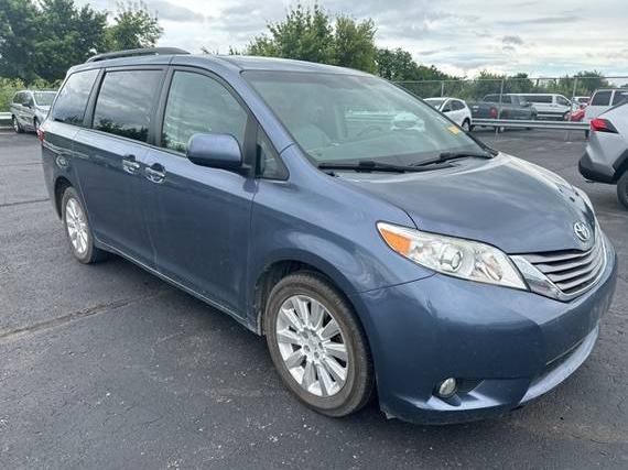 TOYOTA SIENNA 2015 5TDDK3DC1FS111471 image