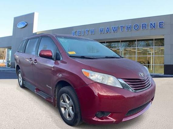 TOYOTA SIENNA 2015 5TDKK3DC8FS600537 image TOYOTA SIENNA 2015 5TDKK3DC8FS600537 image