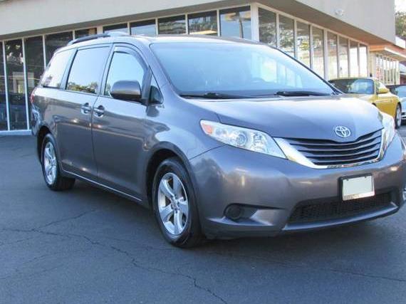 TOYOTA SIENNA 2015 5TDKK3DCXFS645401 image TOYOTA SIENNA 2015 5TDKK3DCXFS645401 image