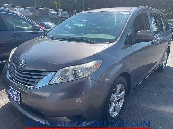 TOYOTA SIENNA 2015 5TDKK3DC1FS643939 image
