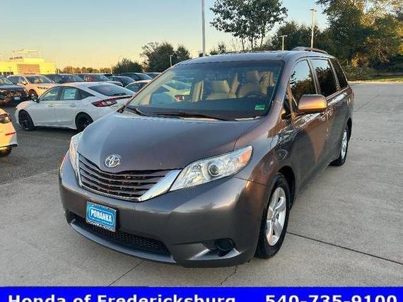 TOYOTA SIENNA 2015 5TDKK3DCXFS574510 image TOYOTA SIENNA 2015 5TDKK3DCXFS574510 image