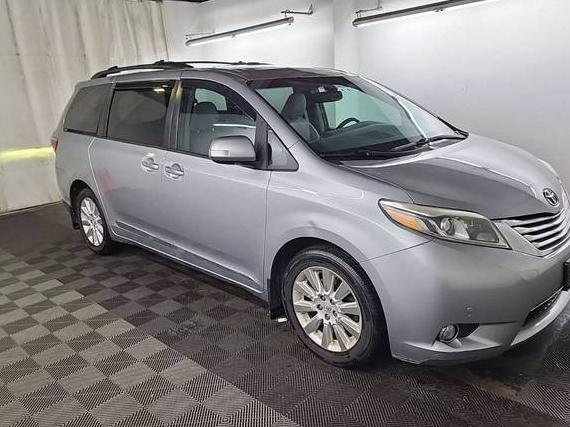 TOYOTA SIENNA 2015 5TDDK3DC1FS098480 image